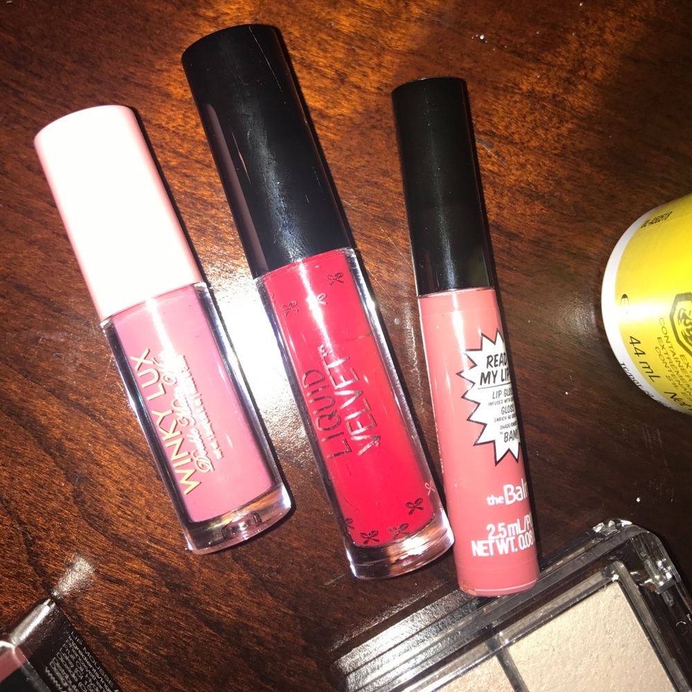 Makeup bundle - Picture 2 of 4